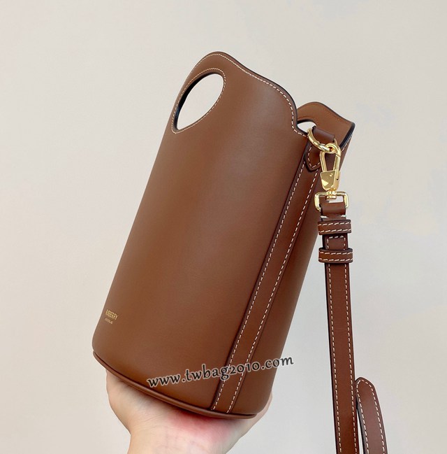 Burberry專門店新款水桶 巴寶莉明線皮革手提肩背女款水桶包 yxb1348